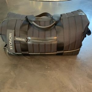 Moncler Graig Green Rubber Logo Nylon Holdall